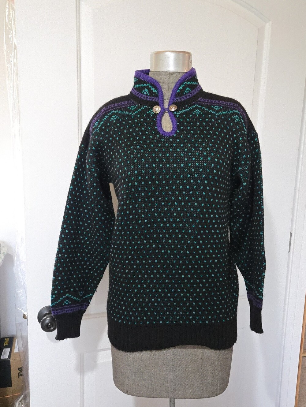 Vintage ALPS Wool? Black, Purple, Teal Knit Sweater, SIZE M